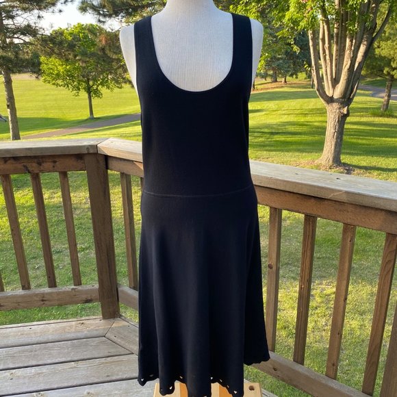 Ann Taylor Dress Black Knit Sleeveless Scoop Neck Size M Scalloped Hem NWT $129 - Picture 10 of 12